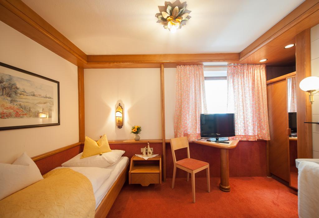 Quality Hosts Arlberg - Laerchenhof Apartment Sankt Anton am Arlberg Exterior photo